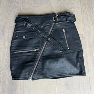leather skirt with silver hardware Size S black